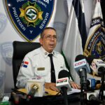 Hombre mata una mujer y deja otra herida en área de emergencia del Darío Contreras