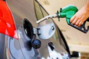 Gobierno aumenta RD$3.00 a la gasolina premium y RD$4.00 al gasoil